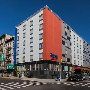 Fairfield & Manhattan/downtown East Hotel