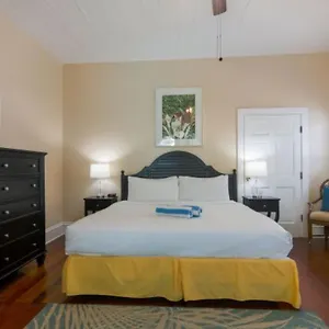 Ambrosia Bed & Breakfast Key West