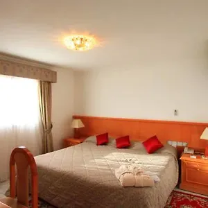 sharjah-beach.sharjah-hotels.com/